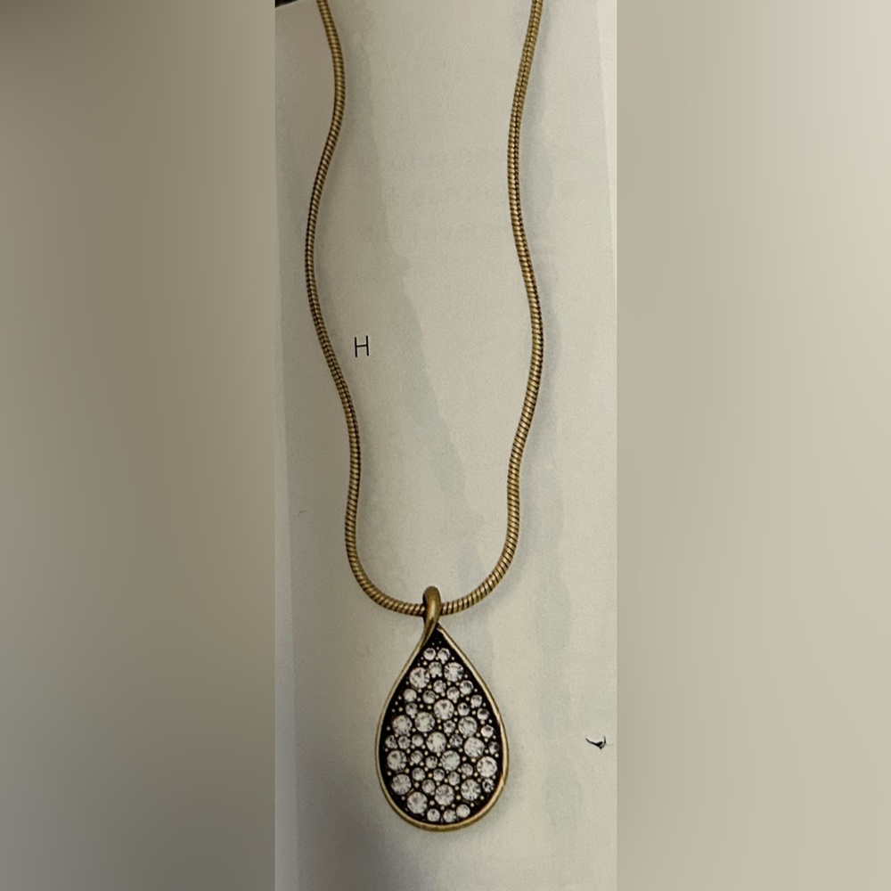 BAILEY NECKLACE